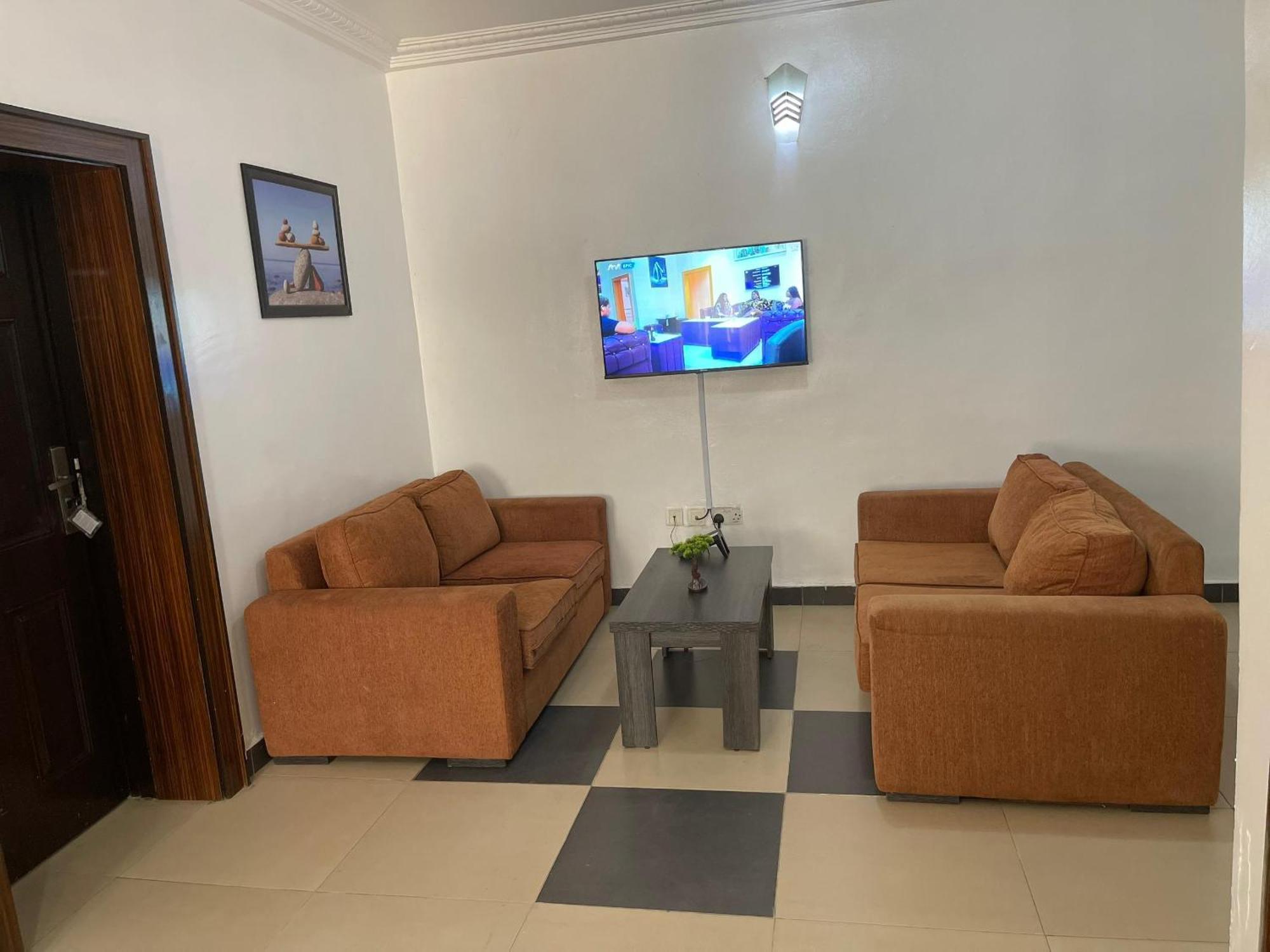 Aa Hotel And Suites Абуджа Экстерьер фото